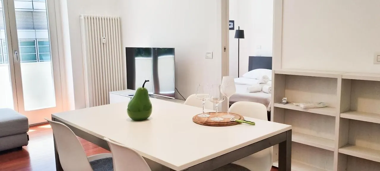 公寓 米兰Joivy Superb Flat, 2 Balconies & Skyscrapers View公寓